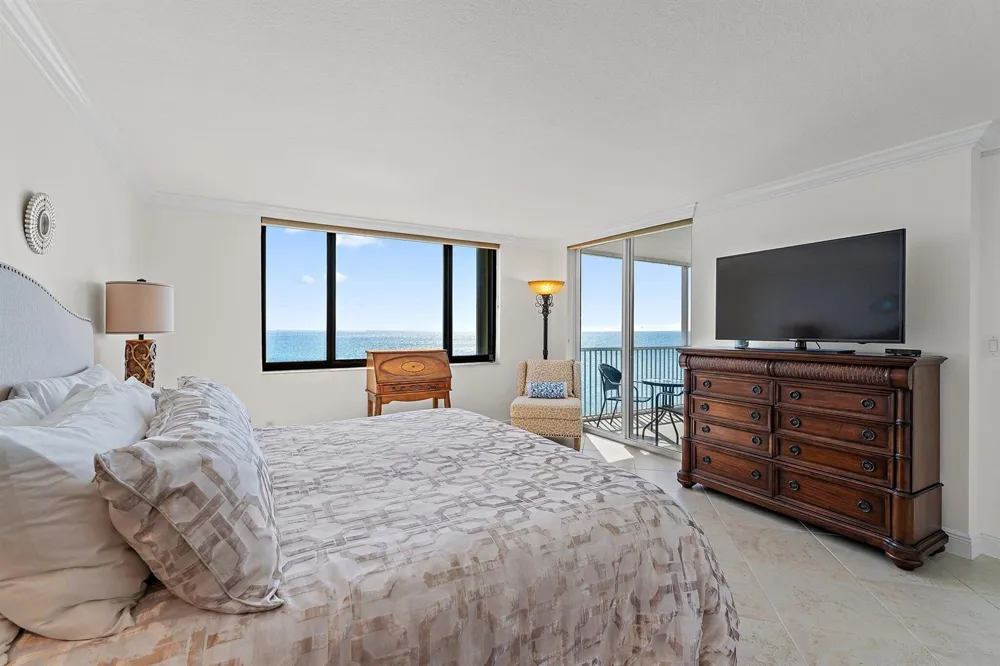840 Ocean Drive #905 Juno Beach, FL 33408