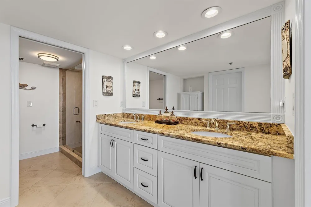 840 Ocean Drive #905 Juno Beach, FL 33408
