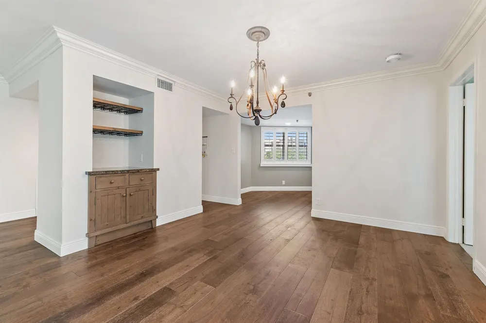 19800 Sandpointe Bay Drive #305 Tequesta, FL 33469