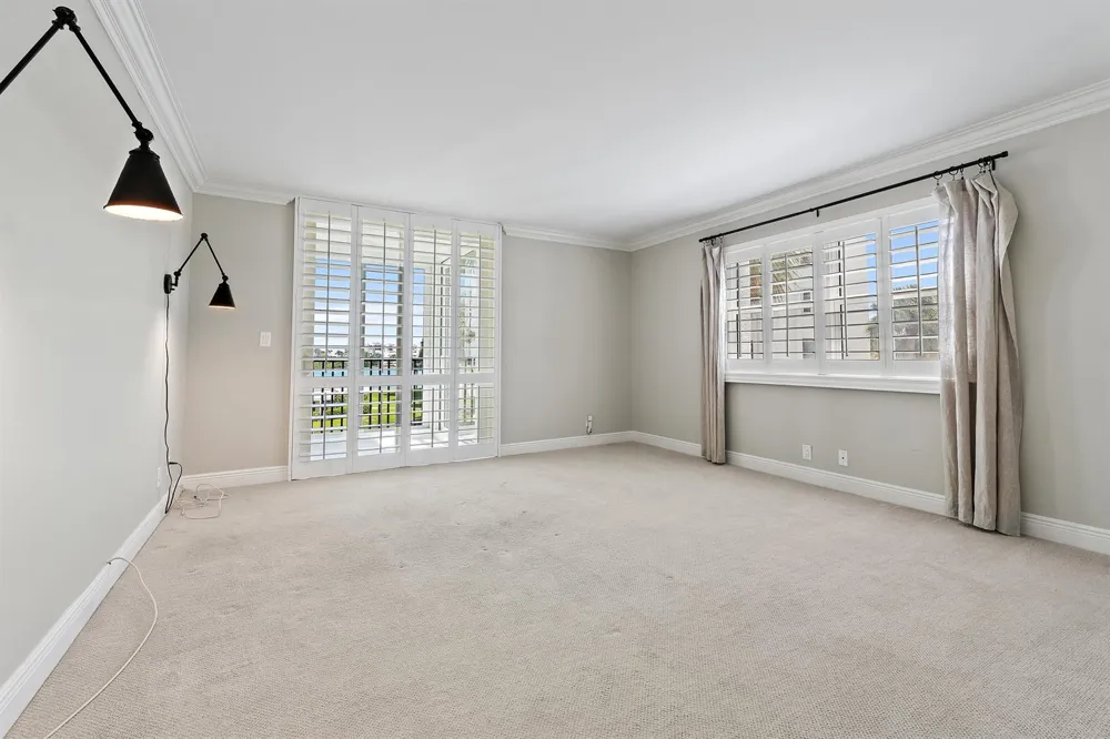 19800 Sandpointe Bay Drive #305 Tequesta, FL 33469