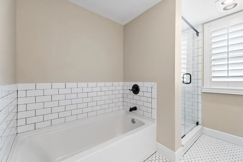 19800 Sandpointe Bay Drive #305 Tequesta, FL 33469