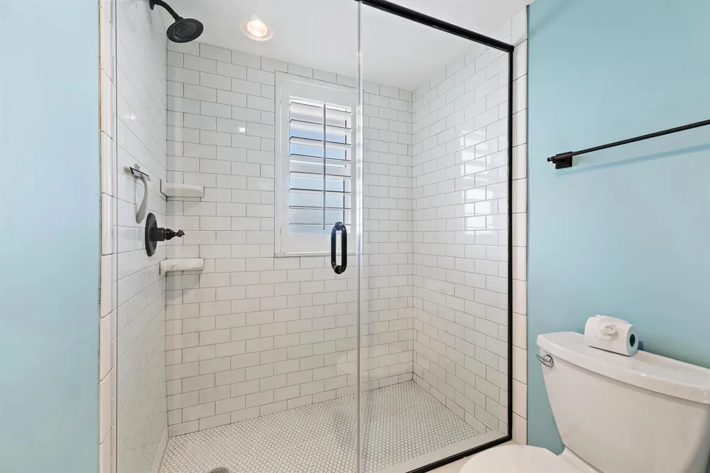 19800 Sandpointe Bay Drive #305 Tequesta, FL 33469