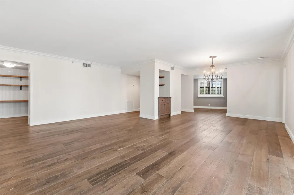 19800 Sandpointe Bay Drive #305 Tequesta, FL 33469
