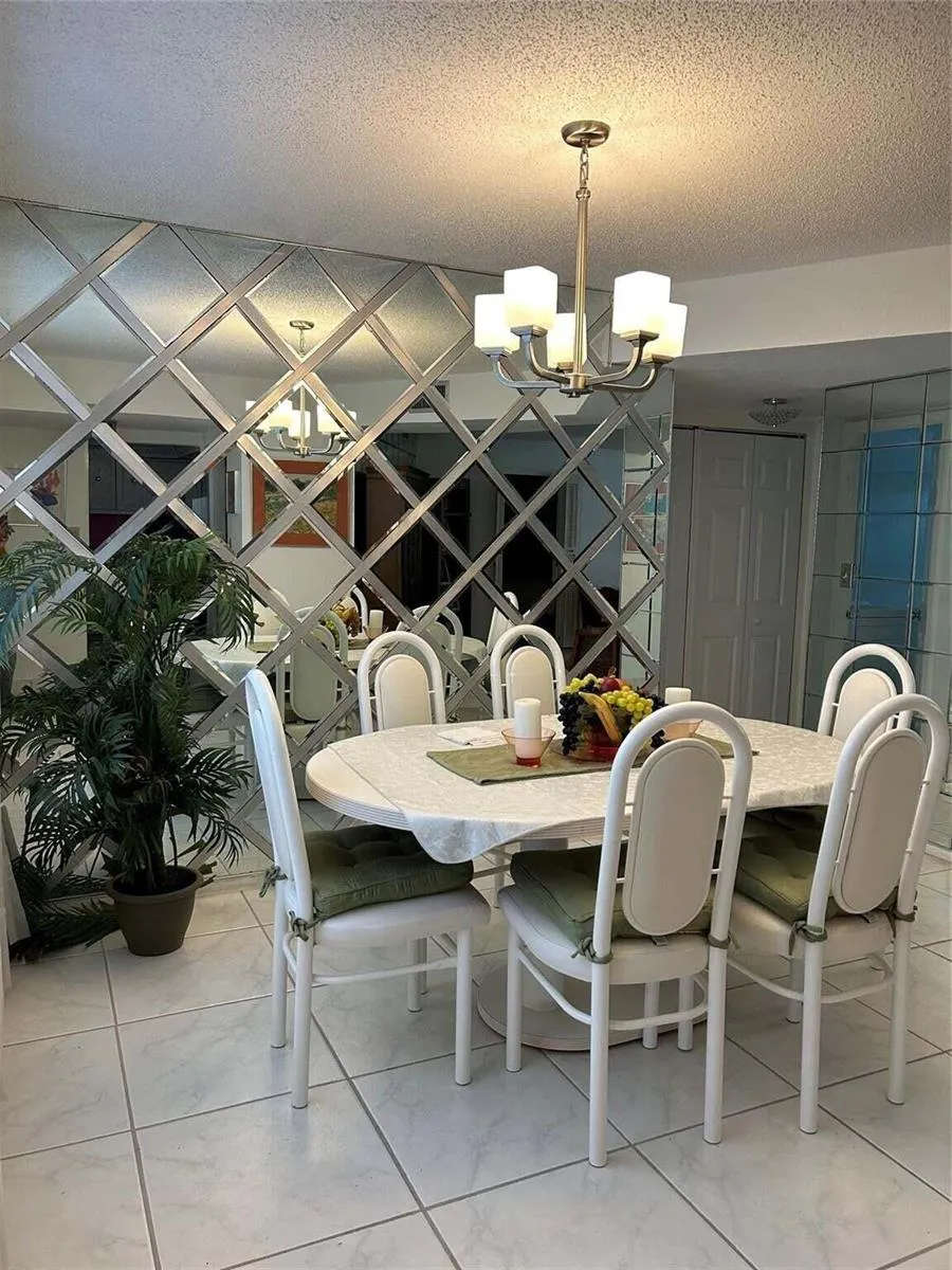 4090 NW 42nd Avenue #105 Lauderdale Lakes, FL 33319