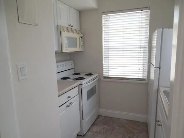 4565 Ocean Drive #3 Lauderdale By The Sea, FL 33308