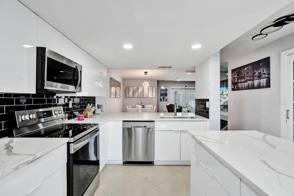 868 Crystal Lake Drive Deerfield Beach, FL 33064