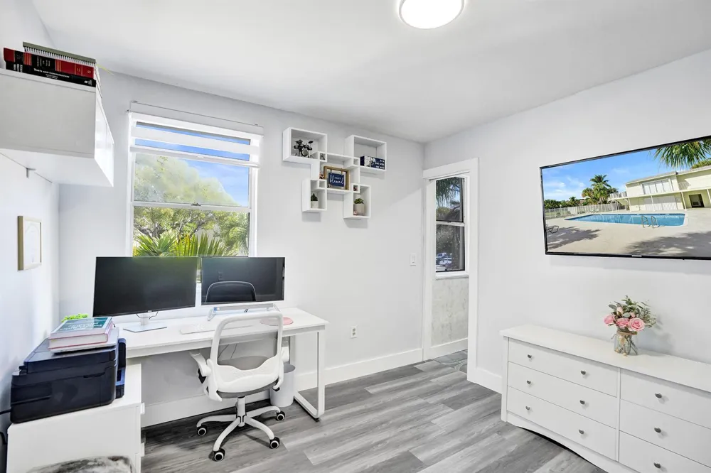 868 Crystal Lake Drive Deerfield Beach, FL 33064