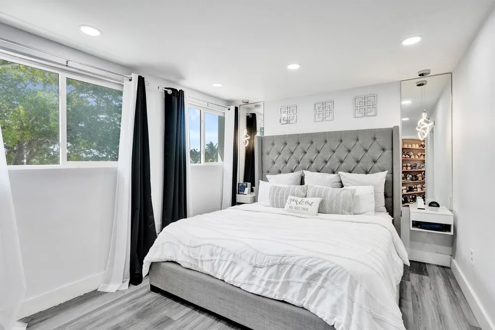 868 Crystal Lake Drive Deerfield Beach, FL 33064