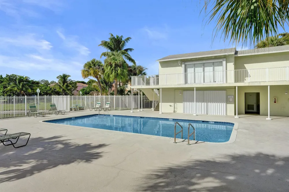 868 Crystal Lake Drive Deerfield Beach, FL 33064