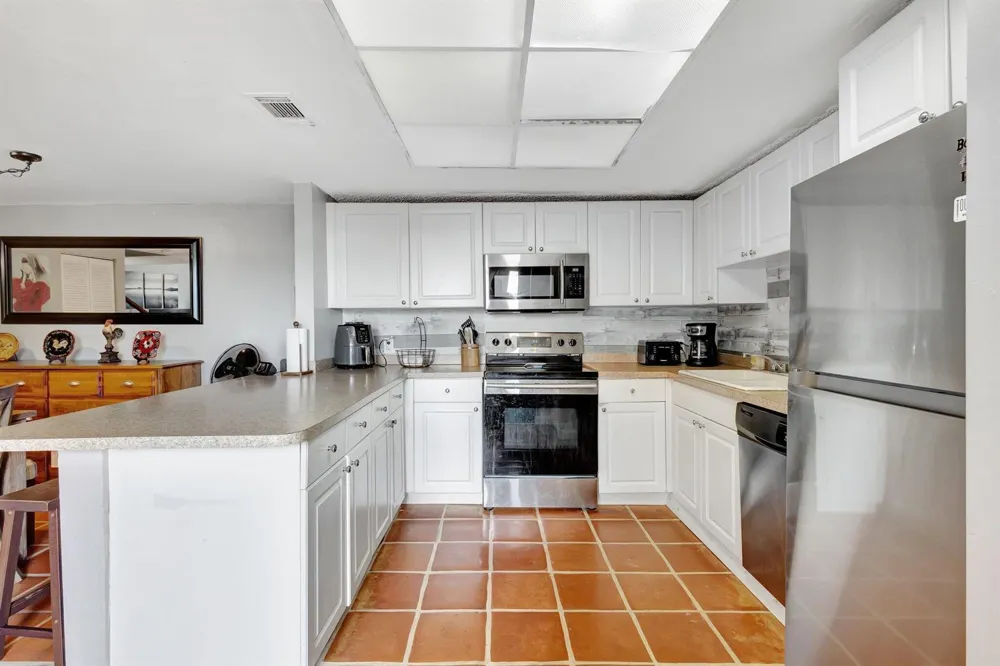 1586 Shaker Circle Wellington, FL 33414