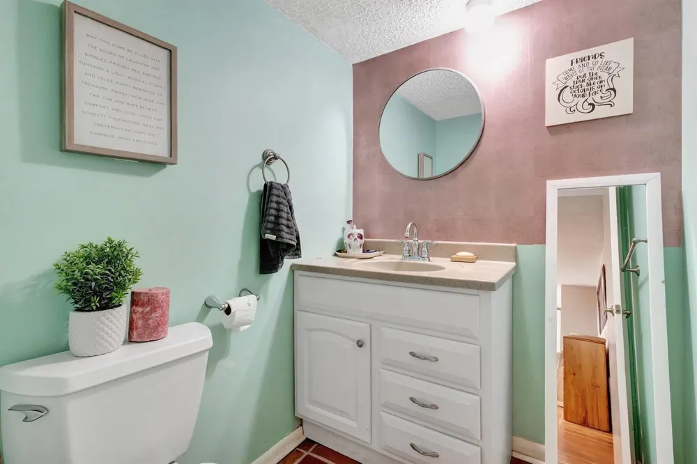 1586 Shaker Circle Wellington, FL 33414