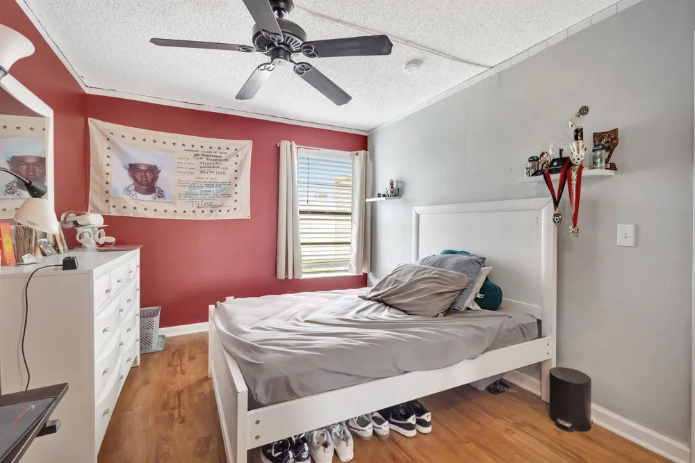 1586 Shaker Circle Wellington, FL 33414