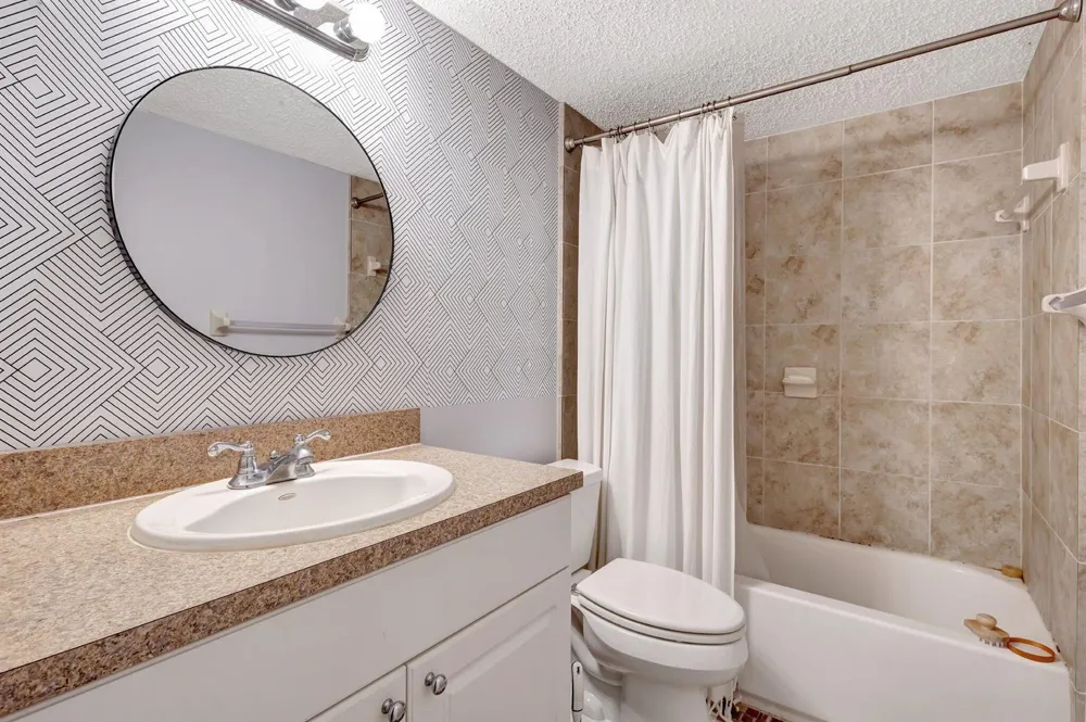 1586 Shaker Circle Wellington, FL 33414