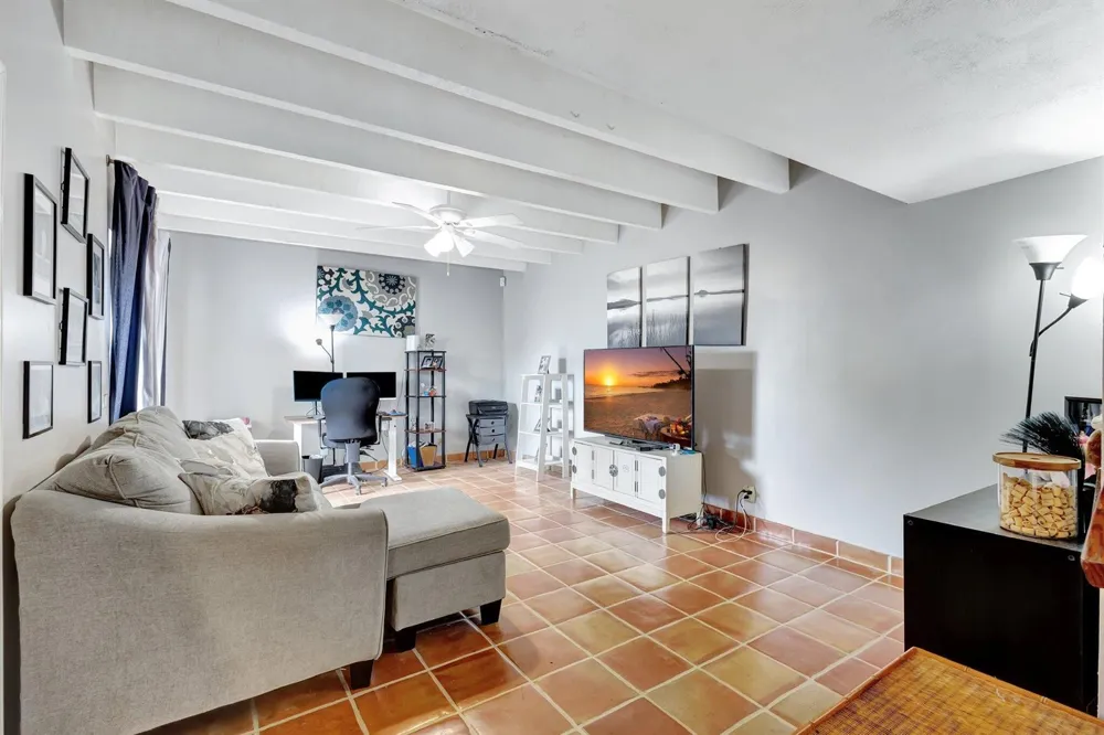 1586 Shaker Circle Wellington, FL 33414