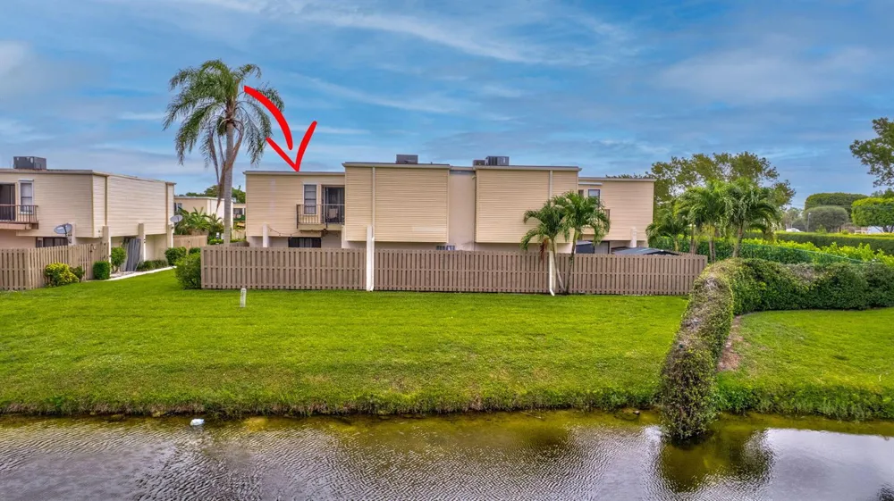 1586 Shaker Circle Wellington, FL 33414