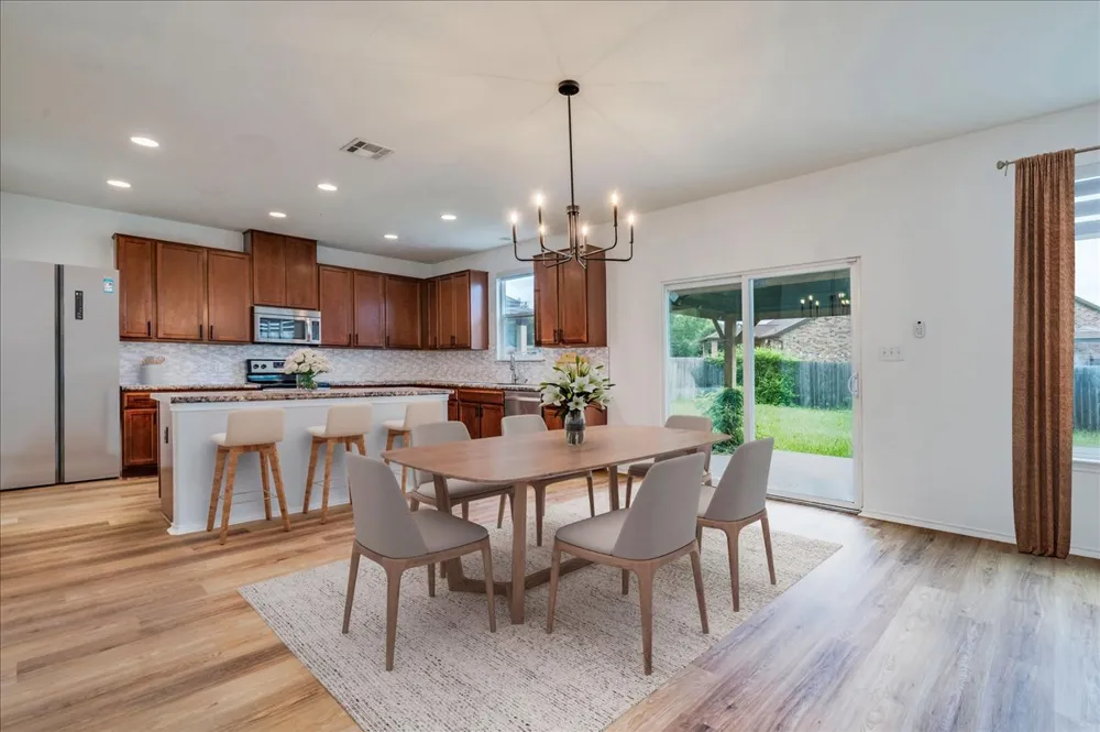401 Waterleaf Boulevard Kyle, TX 78640