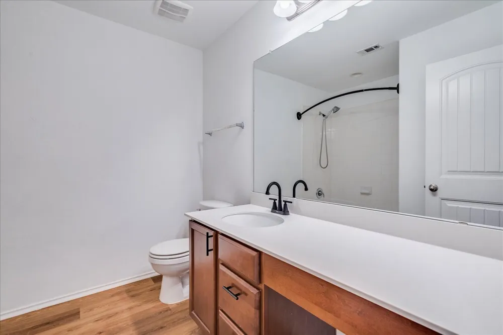401 Waterleaf Boulevard Kyle, TX 78640