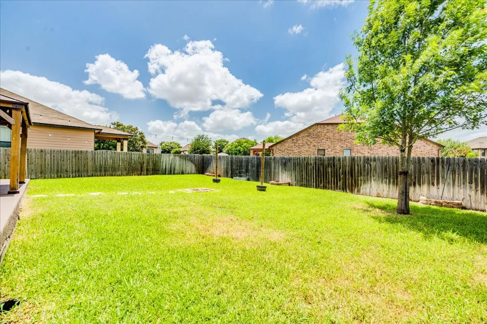 401 Waterleaf Boulevard Kyle, TX 78640