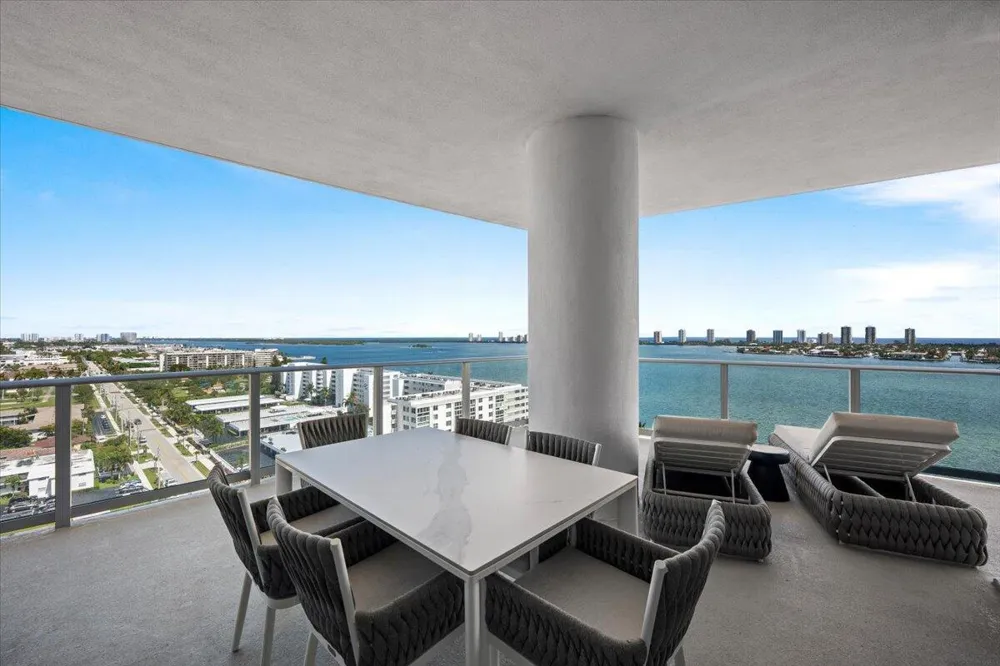 220 Lake Shore Drive #1401 Lake Park, FL 33403