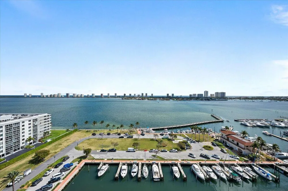 220 Lake Shore Drive #1401 Lake Park, FL 33403