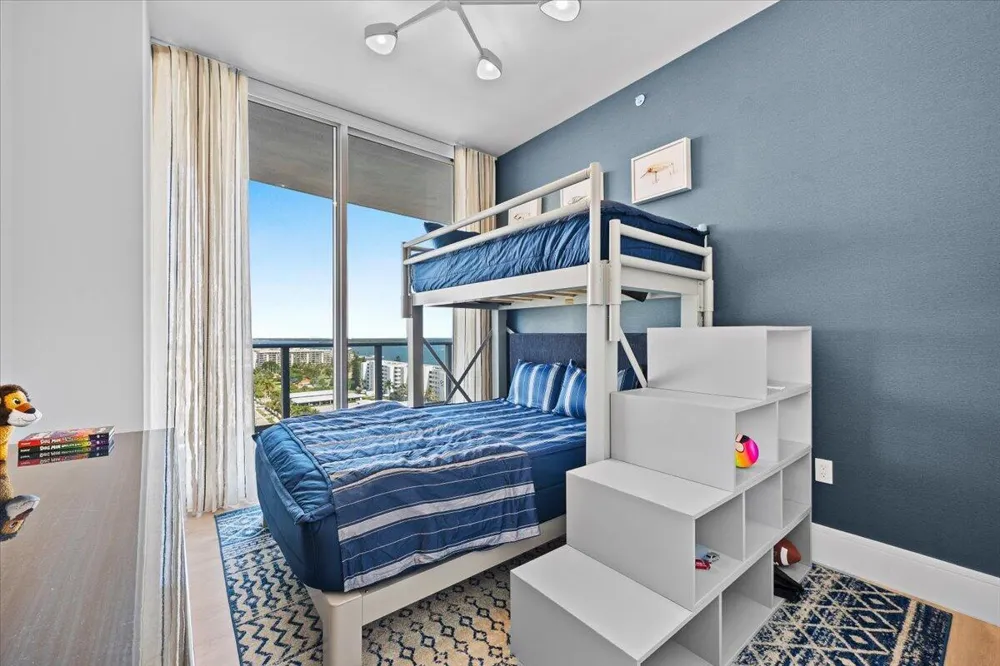 220 Lake Shore Drive #1401 Lake Park, FL 33403