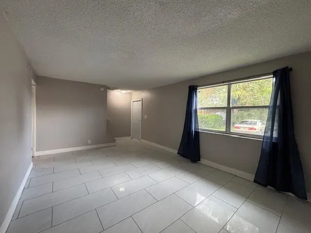 5844 Blueberry Unit 68 Court Lauderhill, FL 33313