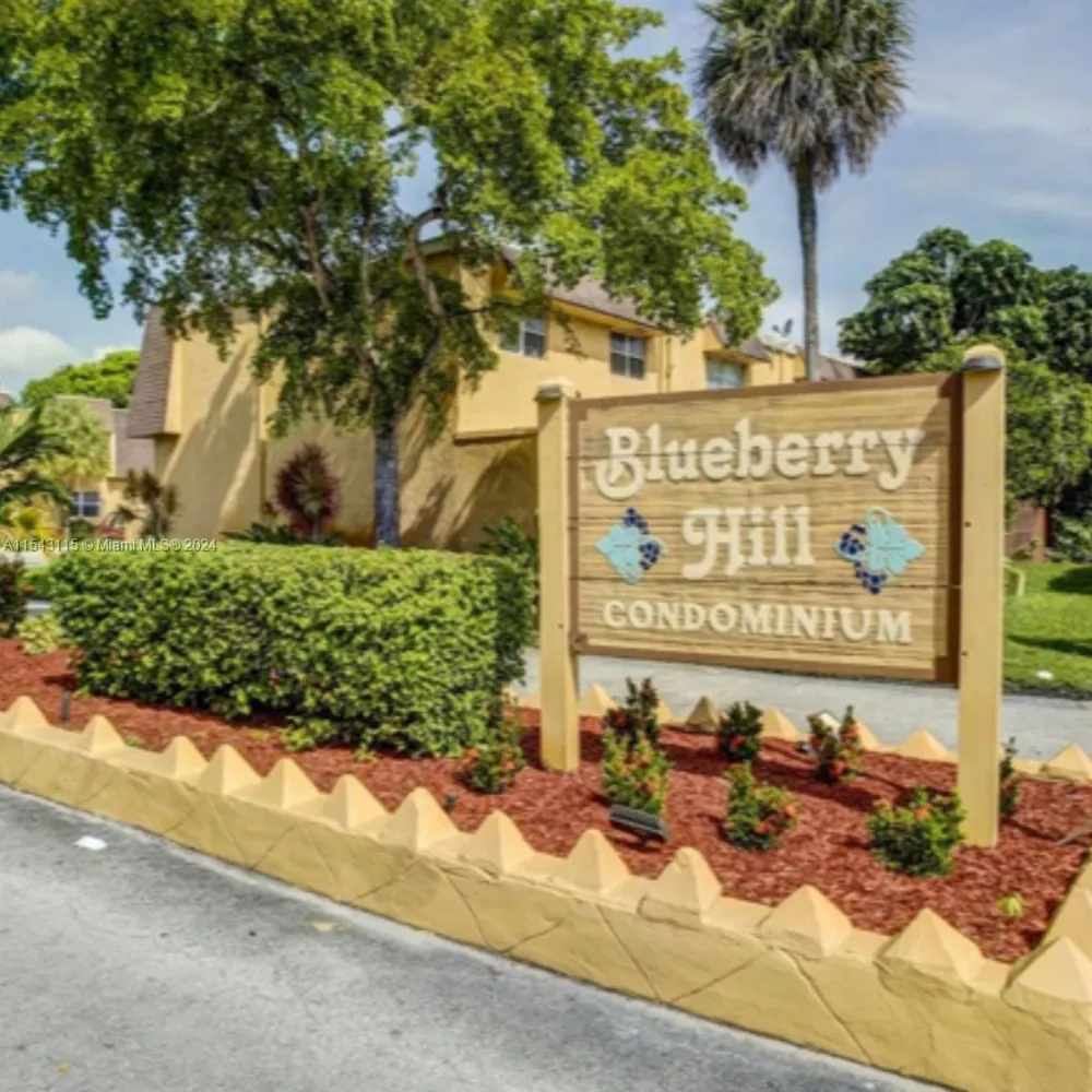 5844 Blueberry Unit 68 Court Lauderhill, FL 33313