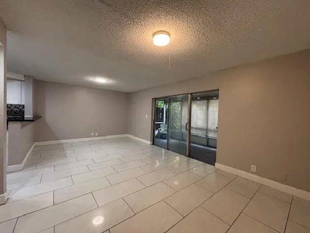 5844 Blueberry Unit 68 Court Lauderhill, FL 33313