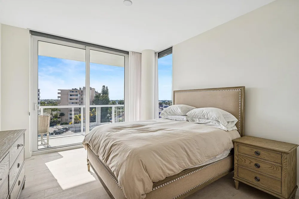 3550 S Ocean Boulevard #5e South Palm Beach, FL 33480