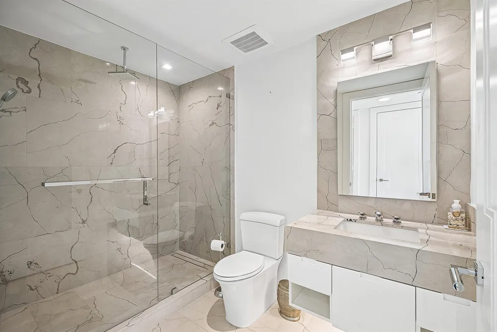 3550 S Ocean Boulevard #5e South Palm Beach, FL 33480