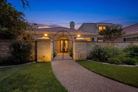 16002 Canard Circle