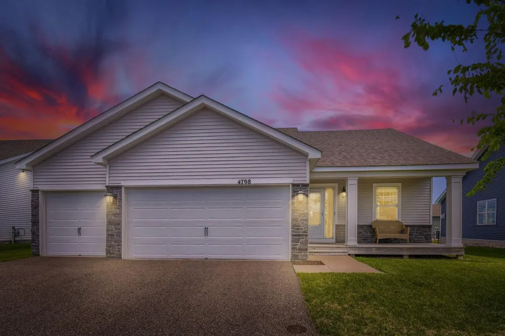 4798 Ethan Trail Hugo, MN 55038