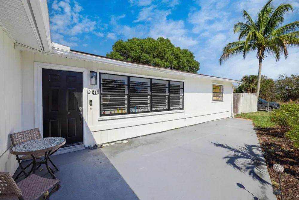 221 Caprol Lane Sebastian, FL 32958