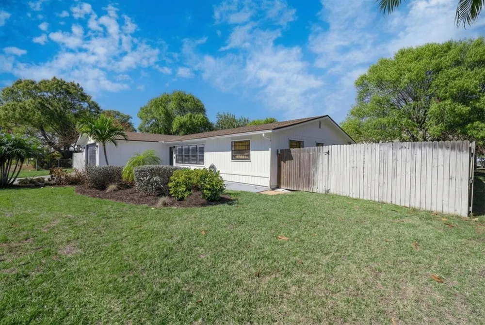 221 Caprol Lane Sebastian, FL 32958