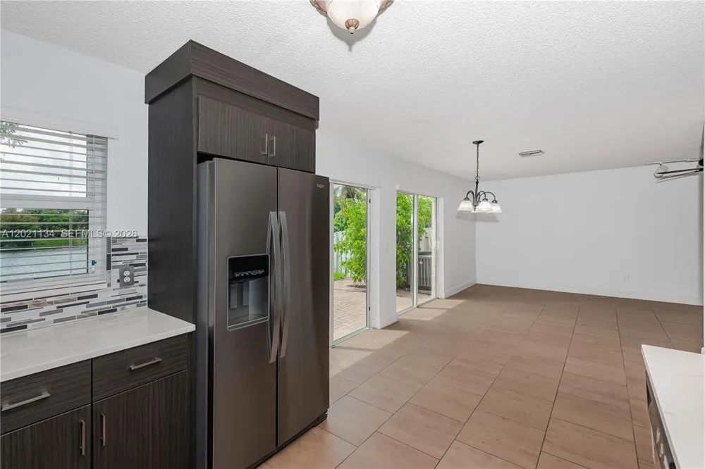 850 NW 98th Ave Plantation, FL 33324