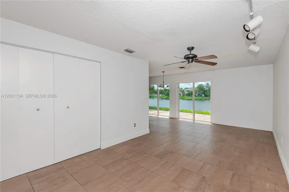 850 NW 98th Ave Plantation, FL 33324