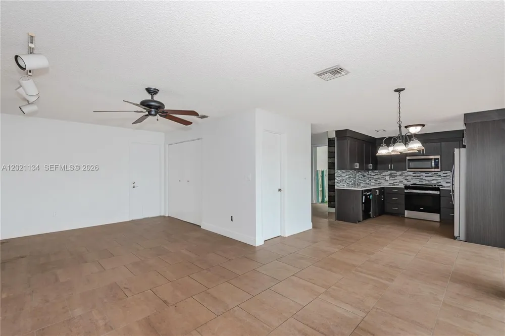 850 NW 98th Ave Plantation, FL 33324