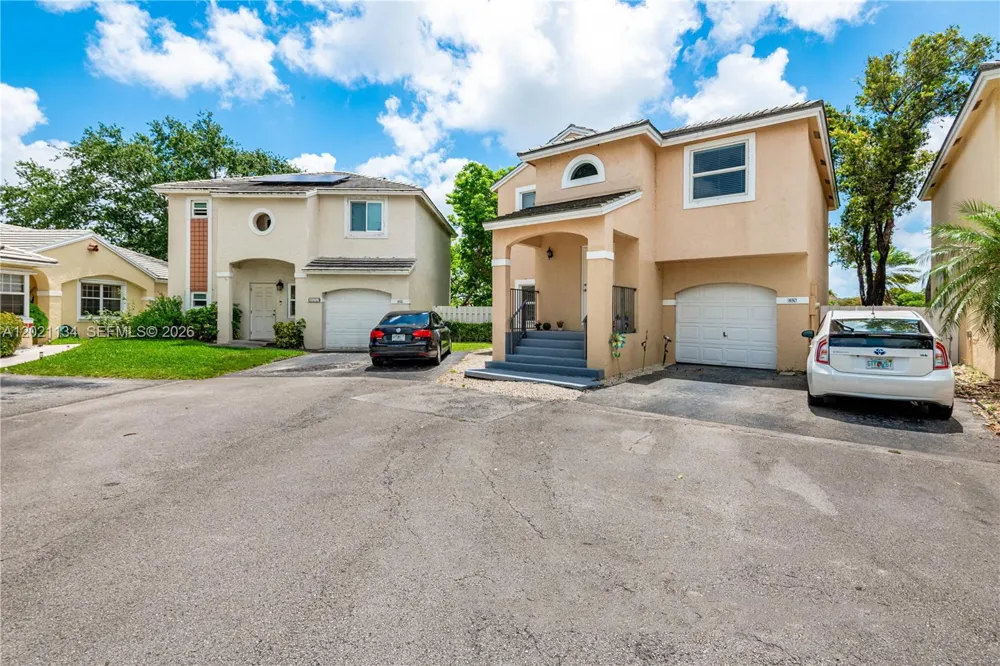 850 NW 98th Ave Plantation, FL 33324