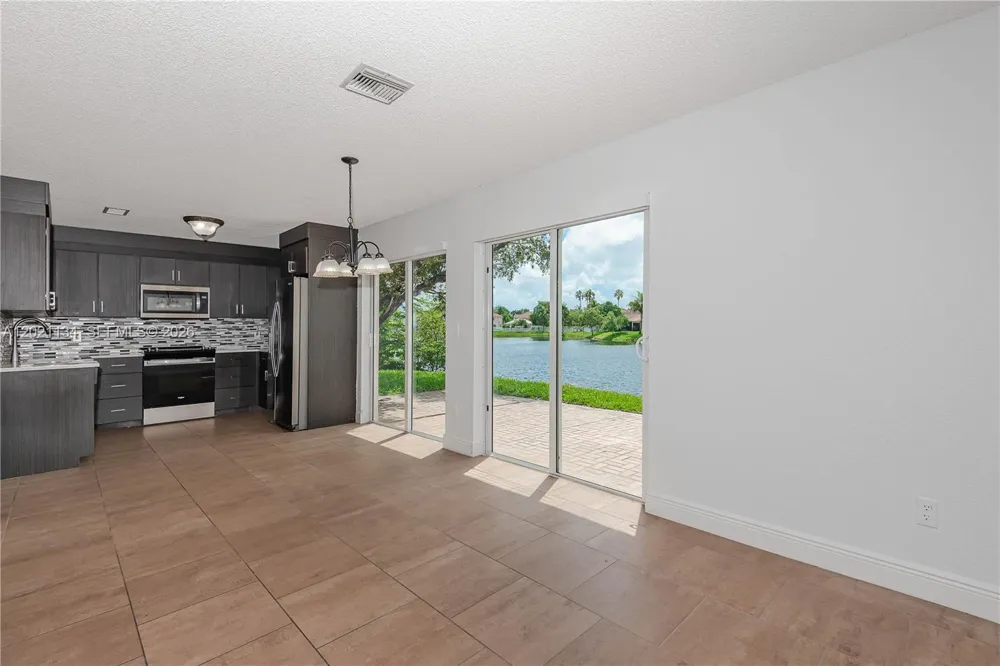 850 NW 98th Ave Plantation, FL 33324