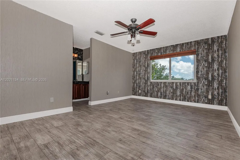 850 NW 98th Ave Plantation, FL 33324
