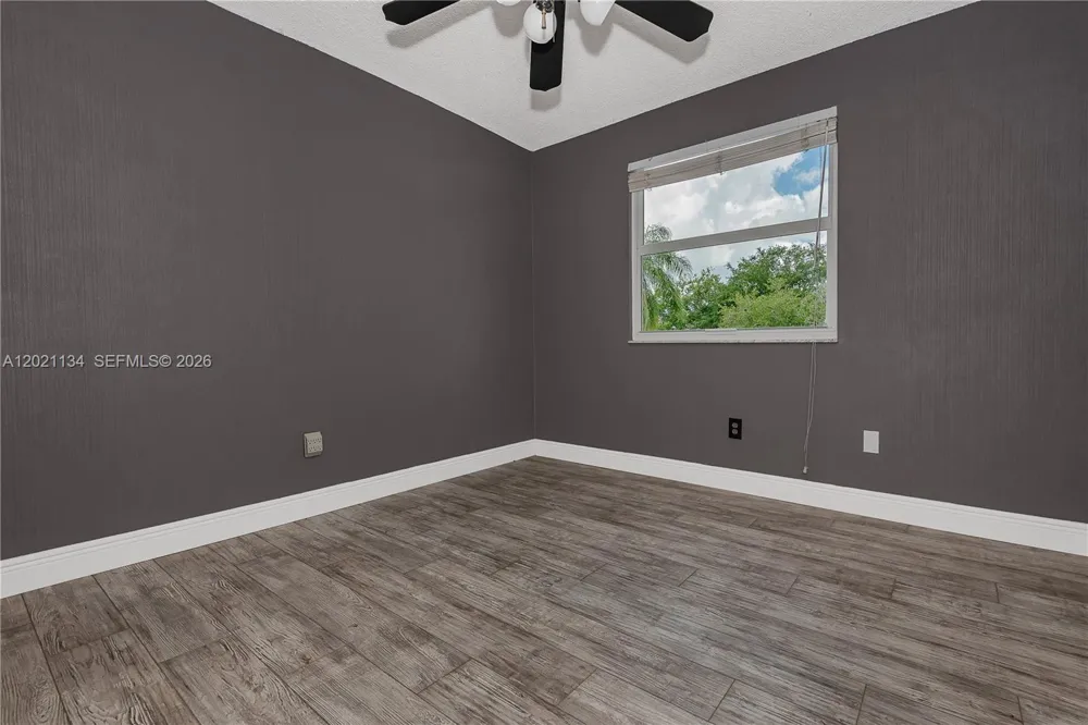 850 NW 98th Ave Plantation, FL 33324