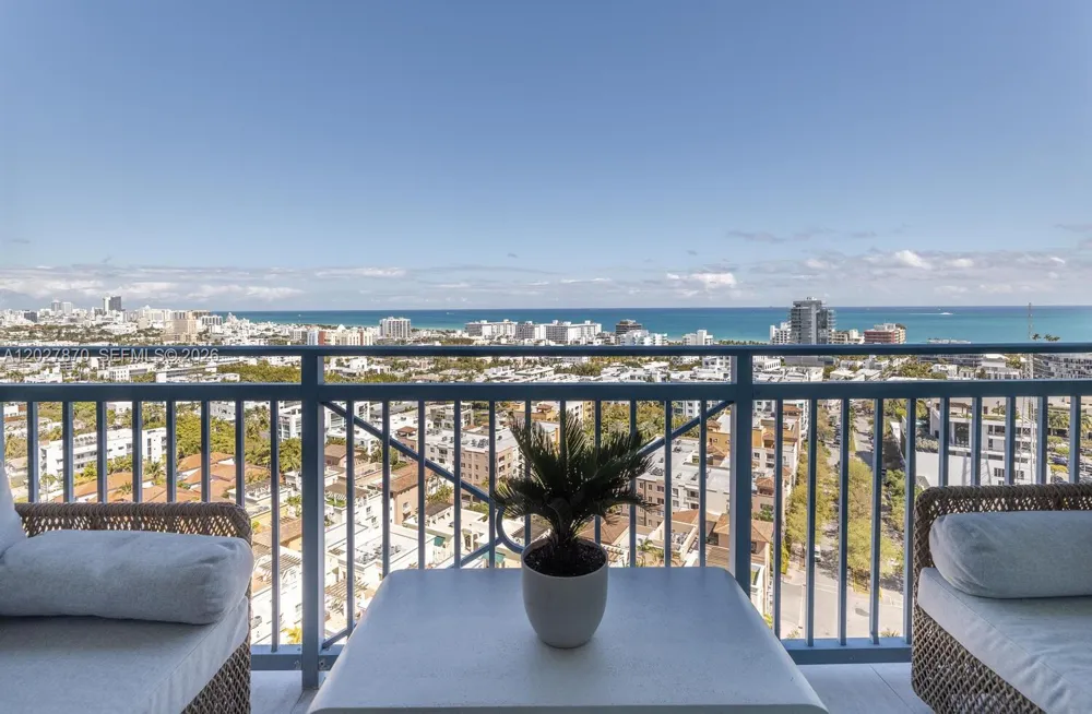 90 Alton Rd #2207 Miami Beach, FL 33139