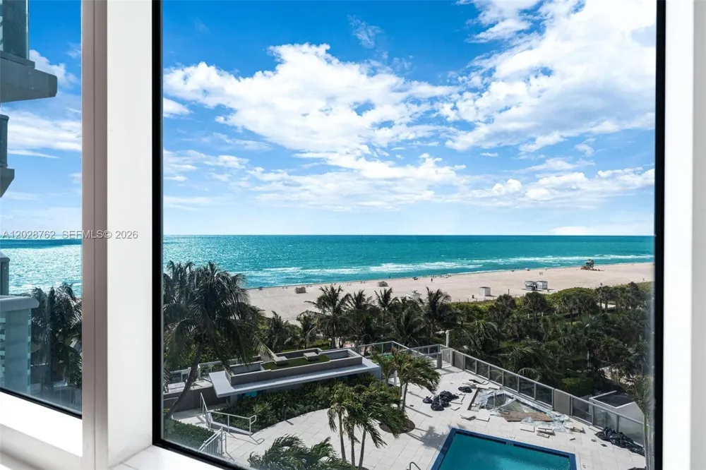 3801 Collins Ave #703 Miami Beach, FL 33140