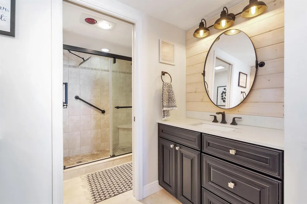 5480 Ocean Drive #A6d Riviera Beach, FL 33404