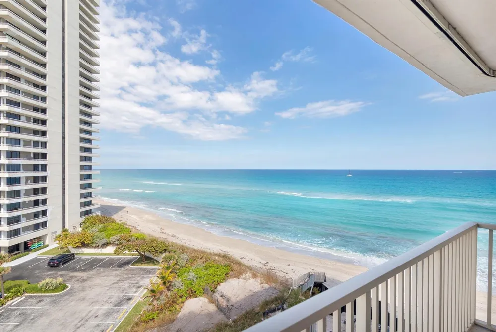 5480 Ocean Drive #A6d Riviera Beach, FL 33404