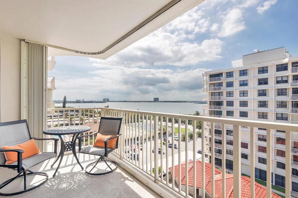 5480 Ocean Drive #A6d Riviera Beach, FL 33404