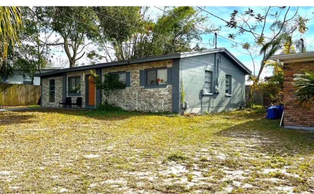 7011 CONIFER DRIVE Tampa, FL 33637
