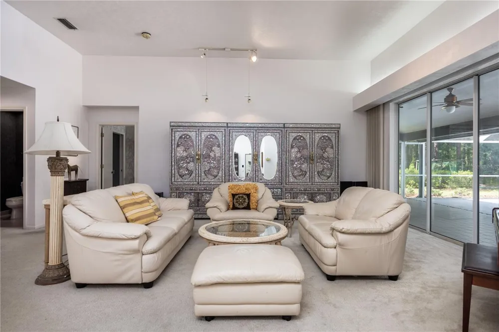 4616 NW 57TH DRIVE Gainesville, FL 32606