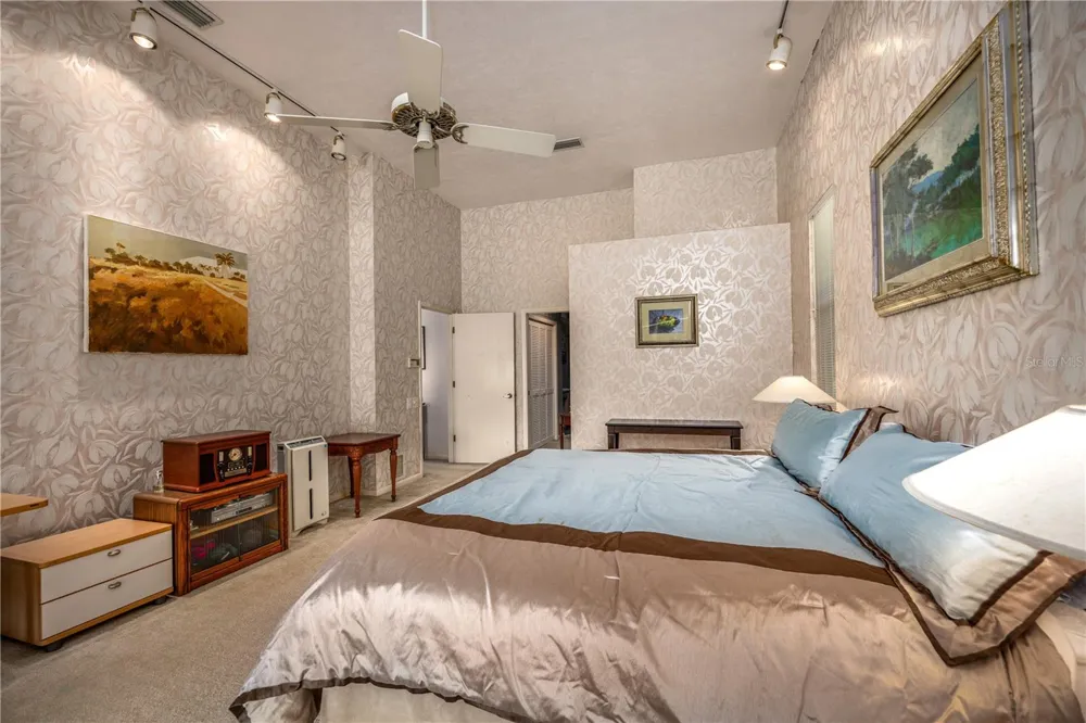 4616 NW 57TH DRIVE Gainesville, FL 32606