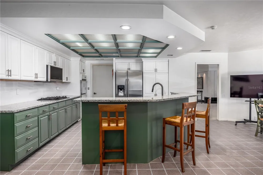 4616 NW 57TH DRIVE Gainesville, FL 32606